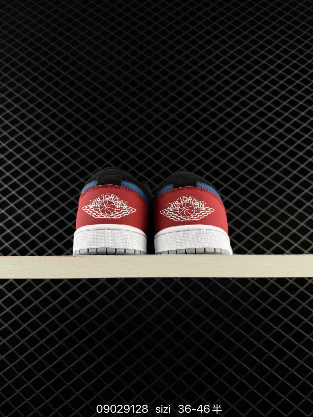 Jordan Air Jordan 1 Low-553558-128